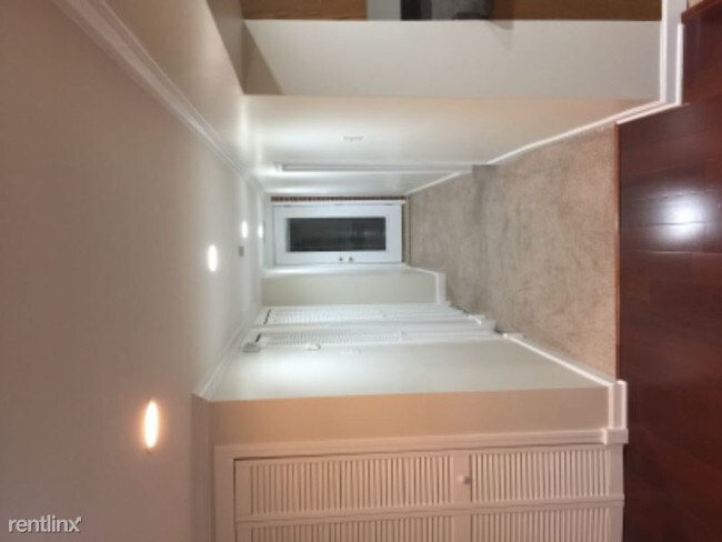 Building Photo - 1 br, 1 bath Apartment - 455 Park Road NW