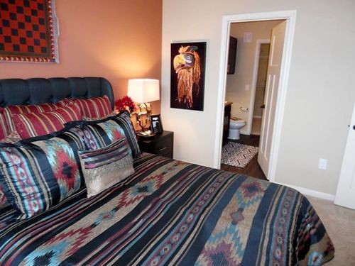 Foto del edificio - 515 E Slaughter Ln