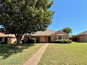 Building Photo - 1216 Payne Dr