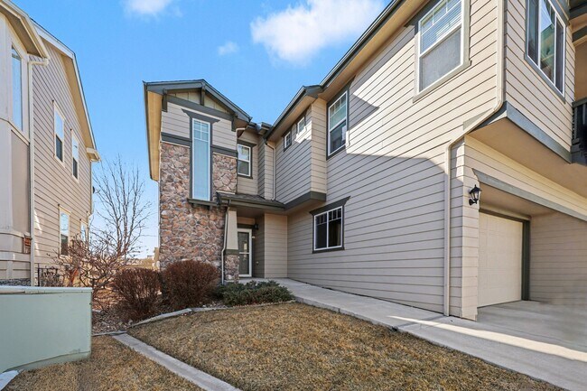 Building Photo - 12900 Grant Cir W