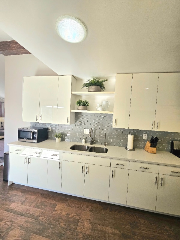 Foto del edificio - 3822 Aragon Dr