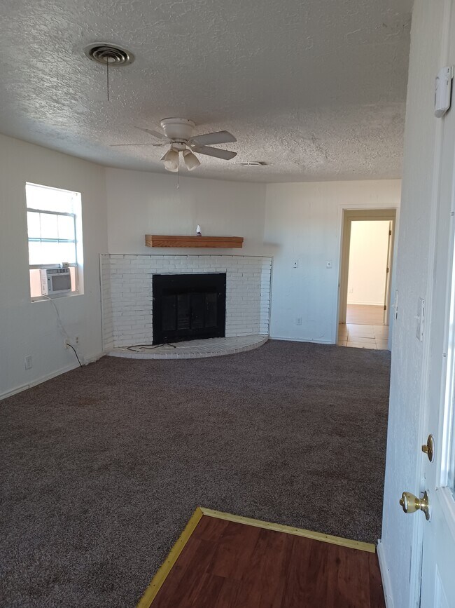 Foto del edificio - 2205 NW 36th St