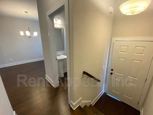 Building Photo - 3779 Oxford Cir