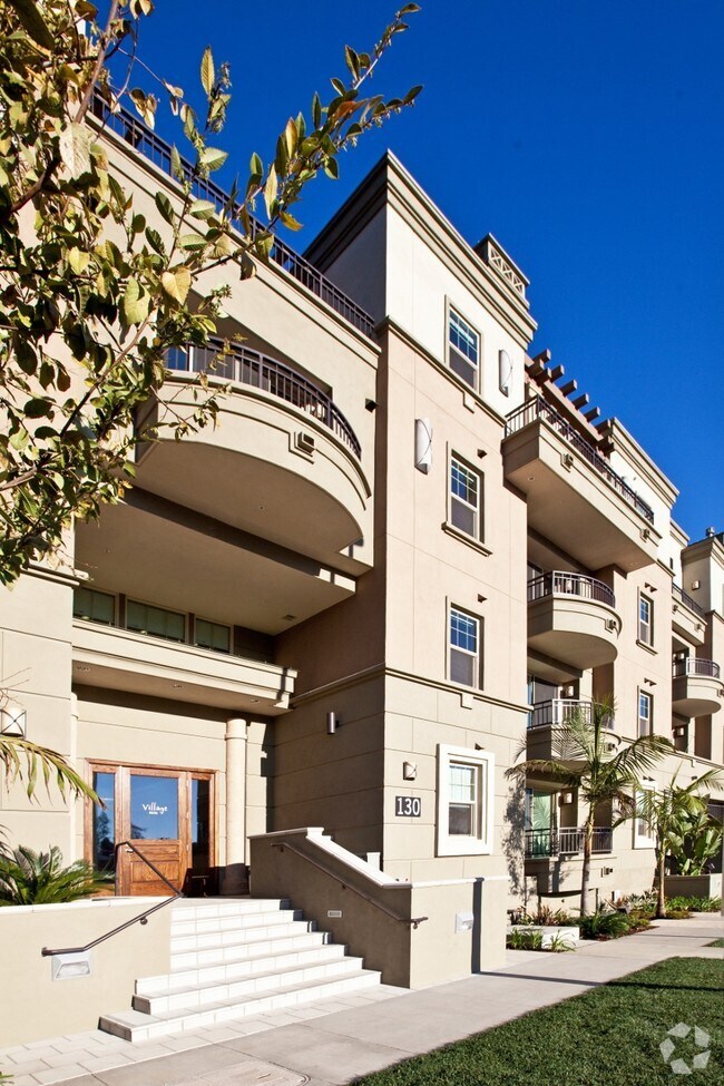 The Plaza Apartments Rentals Los Angeles, CA