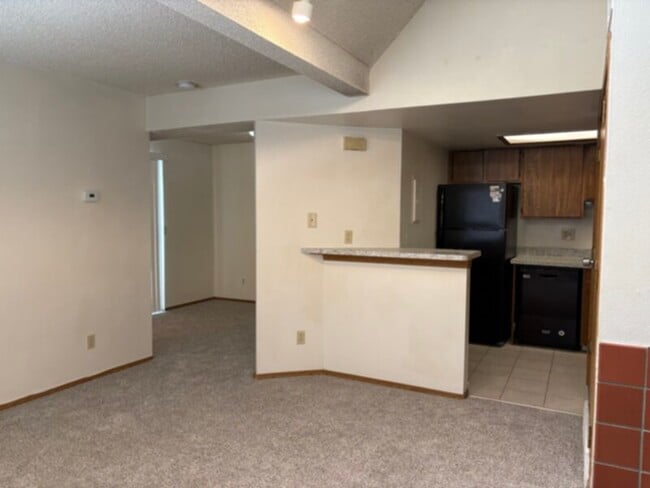 Foto del edificio - Windcreek Condominiums near Buckley and Mi...