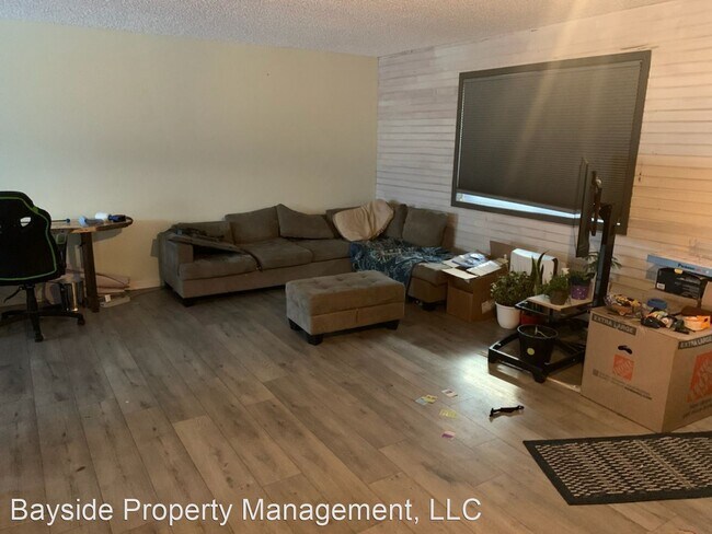 Foto del edificio - 3 br, 2 bath House - 430 7th Ave NW