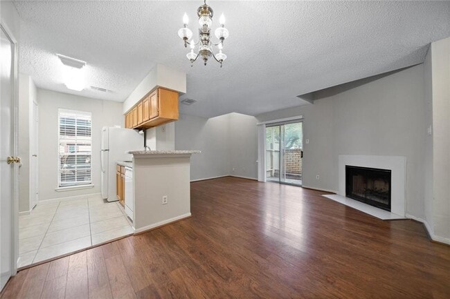 Building Photo - 2120 El Paseo St