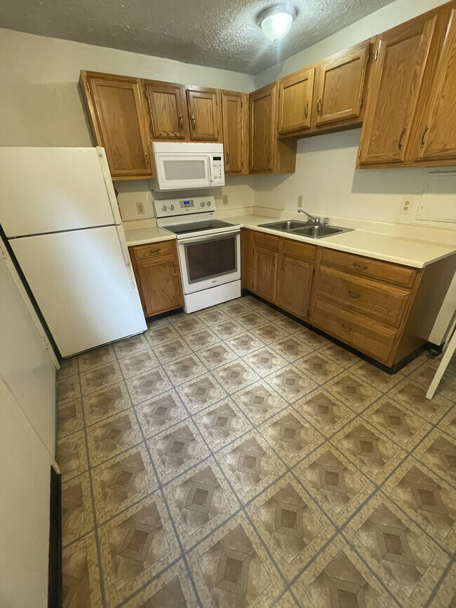 Cocina - 326D Cortland St