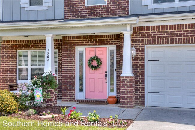 Building Photo - 4 br, 2.5 bath House - 1562 Driftwood Lane