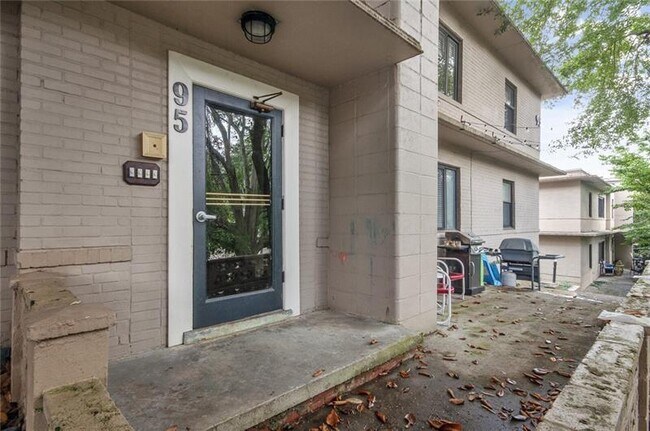 Building Photo - 95 Ardmore Pl NW