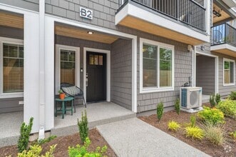Building Photo - 13730 Manor Way