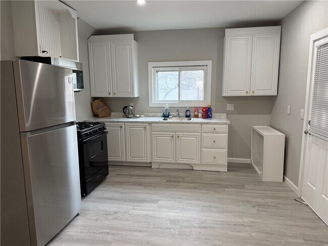 Foto del edificio - 14 Willow Pl