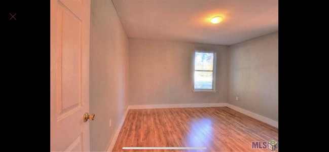 Foto del edificio - 5144 Shelley St