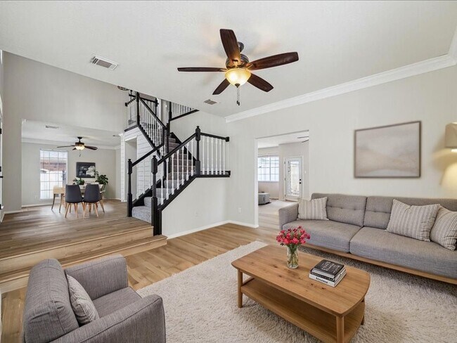 Foto del edificio - 6719 Shady Ln