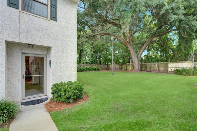 Foto del edificio - 104 Courtyard Villas Ln