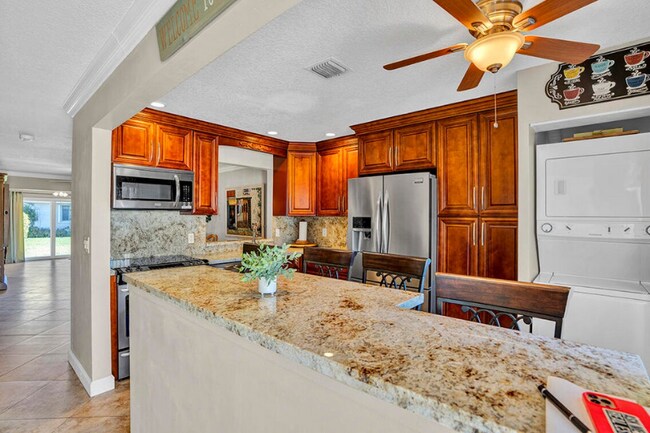 Foto del edificio - 6722 Moonlit Dr