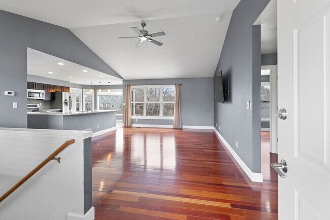 Building Photo - 3 Bedroom 2 1/2 Bath Ranch in West Fort Co...