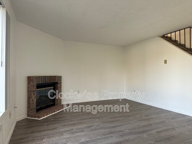 Building Photo - 816 101st St Ct E