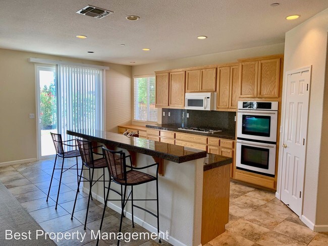 Foto del edificio - 5 br, 3 bath House - 2671 Torrey Pines Drive