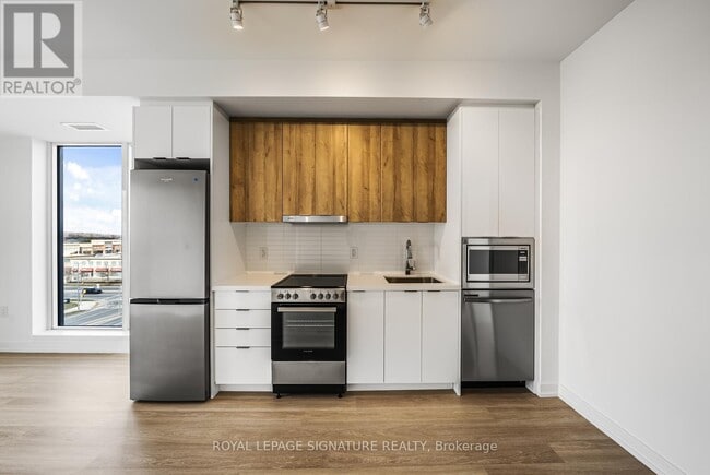 Building Photo - 9763 Markham Rd