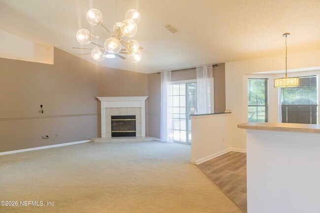 Foto del edificio - 2034 Belhaven Dr