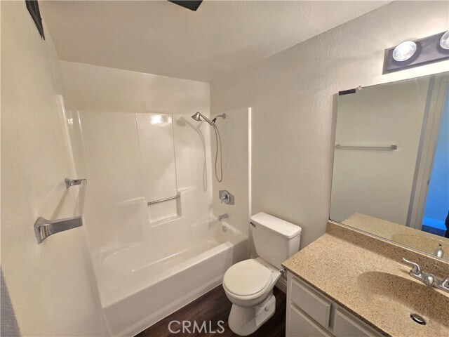 Foto del edificio - 34162 Street of the Ruby Lantern