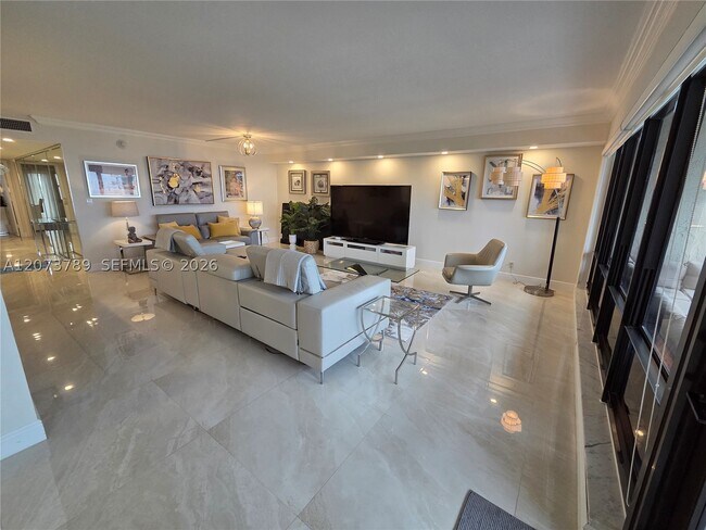 Foto del edificio - 4900 N Ocean Dr