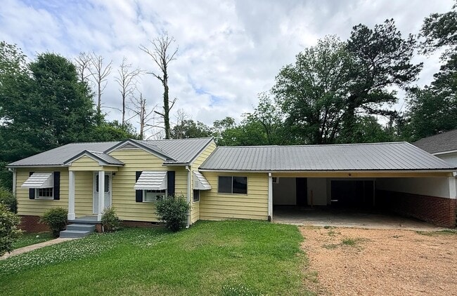 Sylvester Drive - Sylvester Drive House