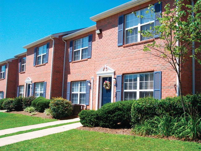 Foto del edificio - Jamestown Pointe Apartments