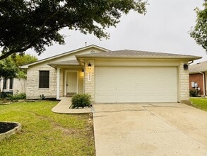 Building Photo - 3811 Julianas Way