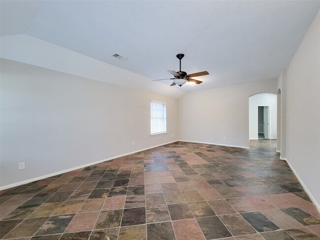 Foto del edificio - 18214 Arbormont Dr