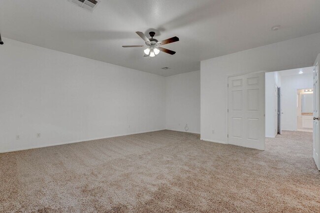 Building Photo - 3109 Strawberry Park Dr