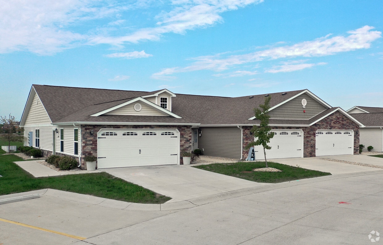 Redwood Brownsburg Townhomes for Rent Brownsburg, IN