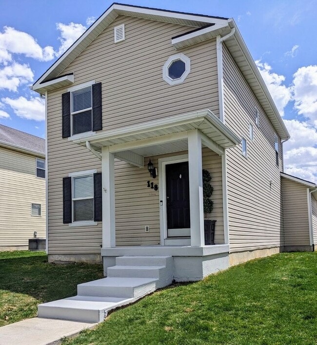 Building Photo - 118 1810 N
