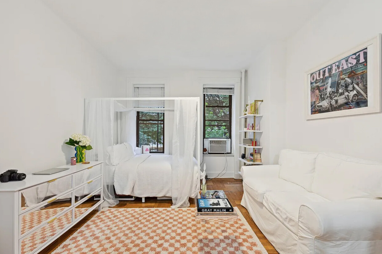 Foto principal - 69 W 55th St