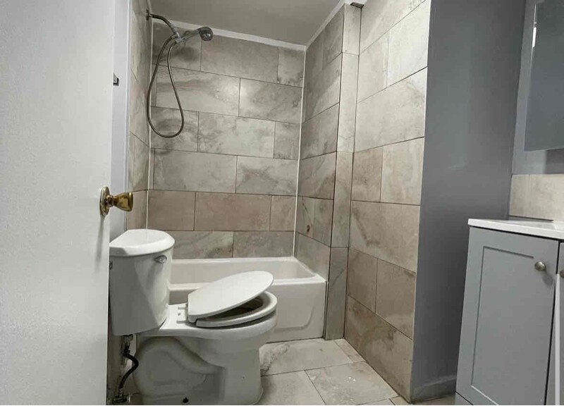 Building Photo - 57 Stevens Ave