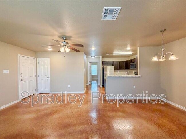 Foto del edificio - 1527 Chance Ct