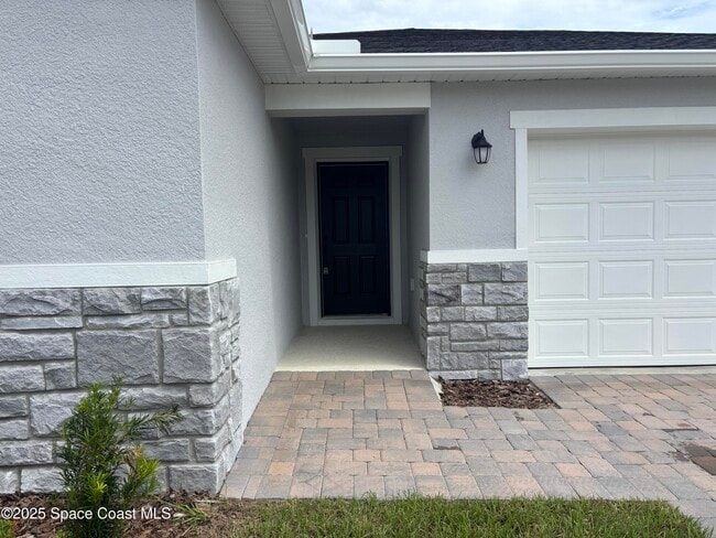 Foto del edificio - 724 Hatton Ln SE
