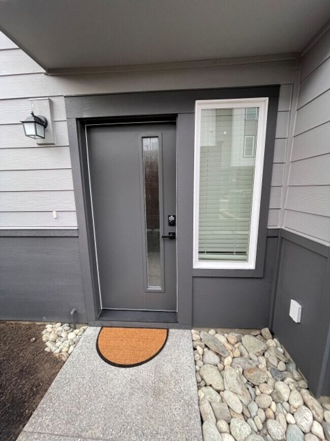 Foto del edificio - 4Bd/3.5Ba Snohomish Townhouse