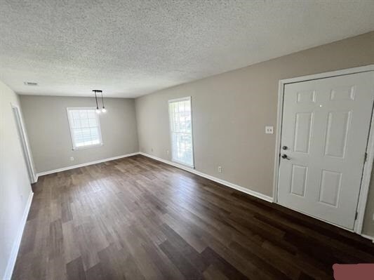 Foto del edificio - 2904 Alametos St SW