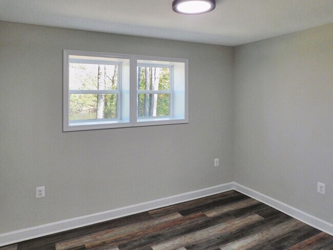 Building Photo - 19112 Lake Drive