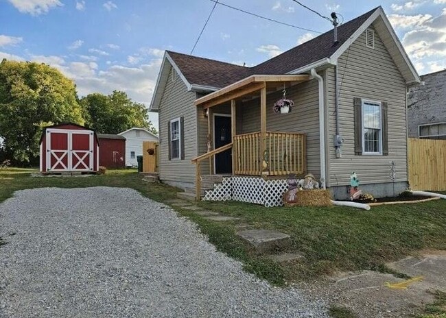 Building Photo - 1349 G Ave