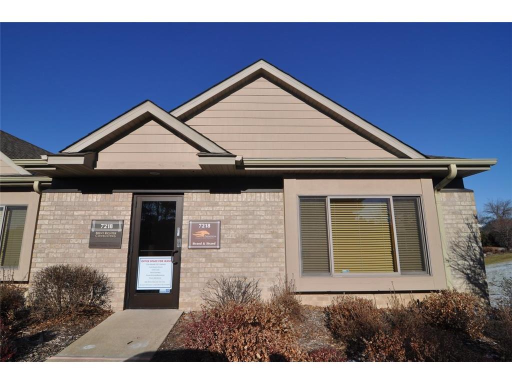 Foto principal - 7218 Forestview Ln N