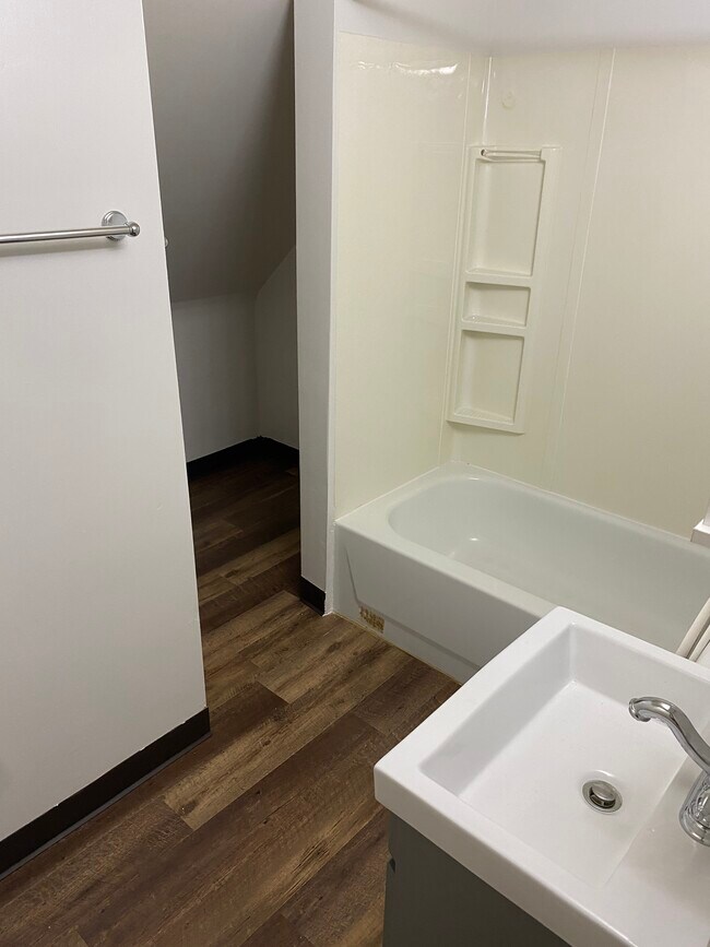 Foto del edificio - 6218 32nd Ave