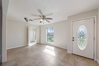 Building Photo - 9622 Birsay St