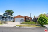 Foto principal - 1231 W 87th St