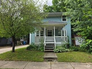 Building Photo - 324 Garfield Ave
