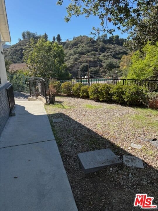 Building Photo - 9736 Tujunga Canyon Pl