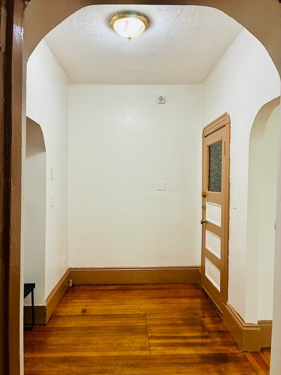 Building Photo - 59 Esmond St