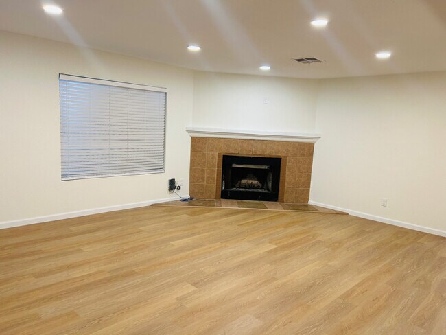 Foto del edificio - 2811 E 11th St